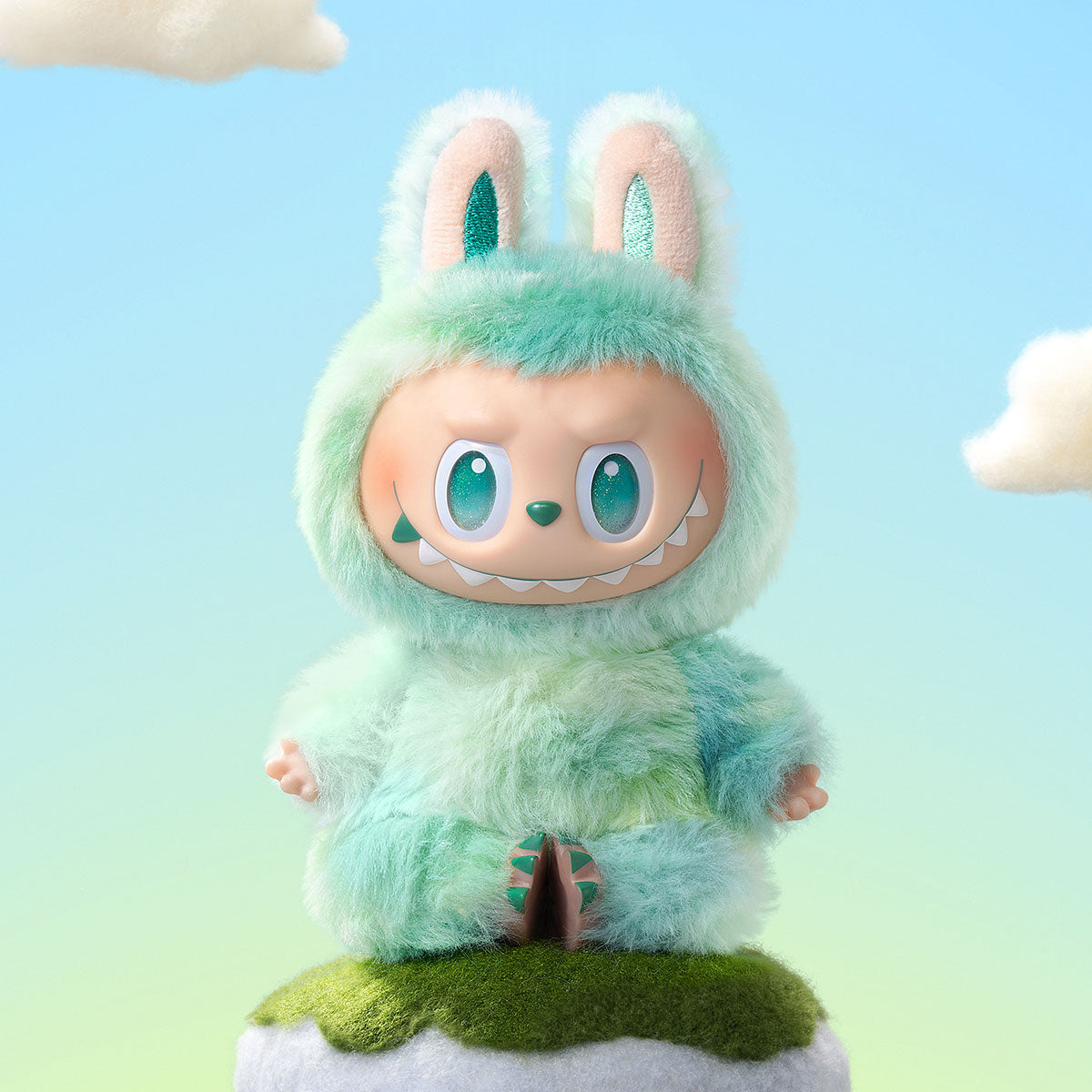 Pop Mart Labubu THE MONSTERS Big into Energy Series-Vinyl Plush Pendant (Single Blind Box)