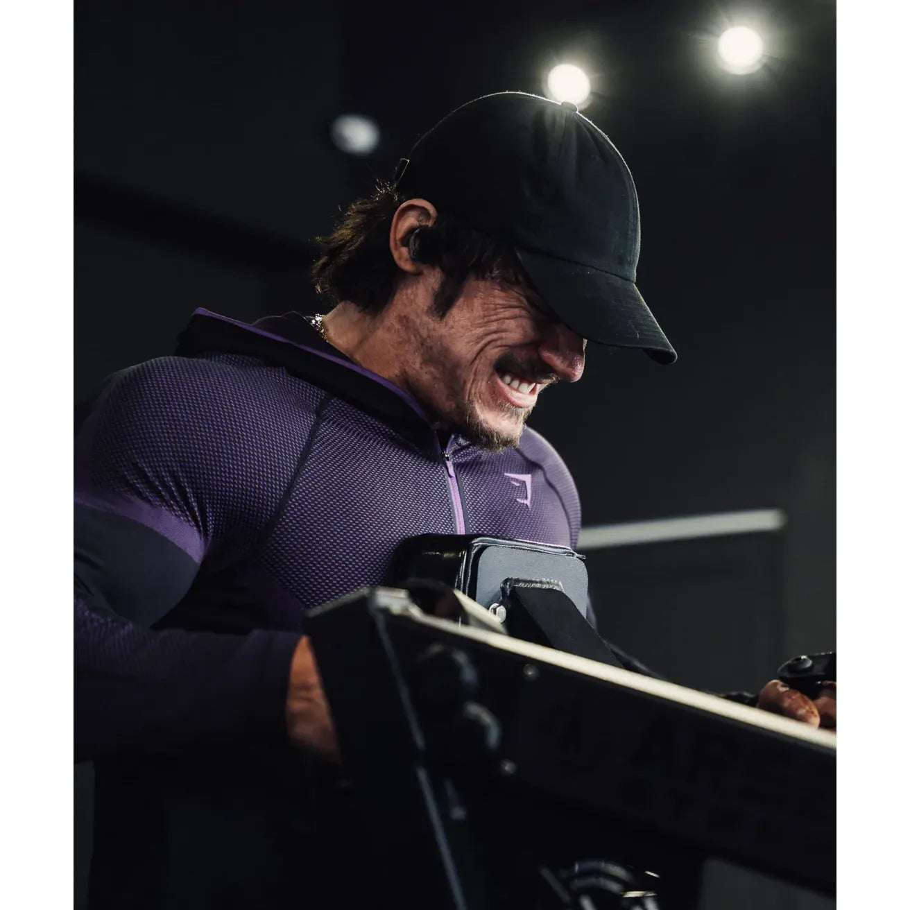 GymShark Onyx 5.0 Seamless Hoodie Black/Atheltic Purple