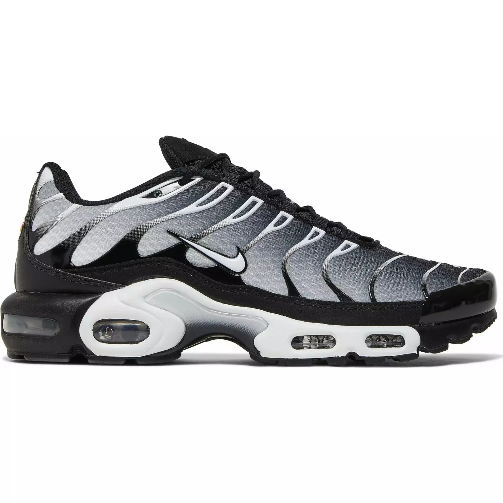 Nike air max plus online black leather