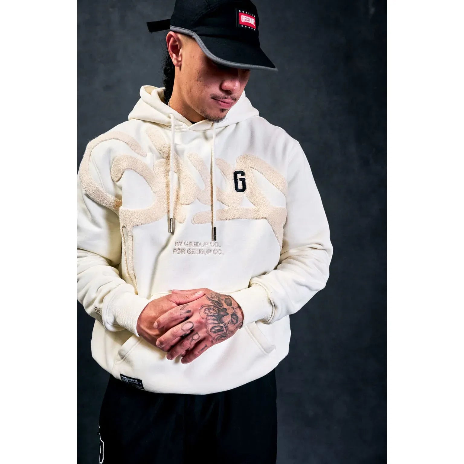 GEEDUP Handstyle/G Hoodie Butter Cream