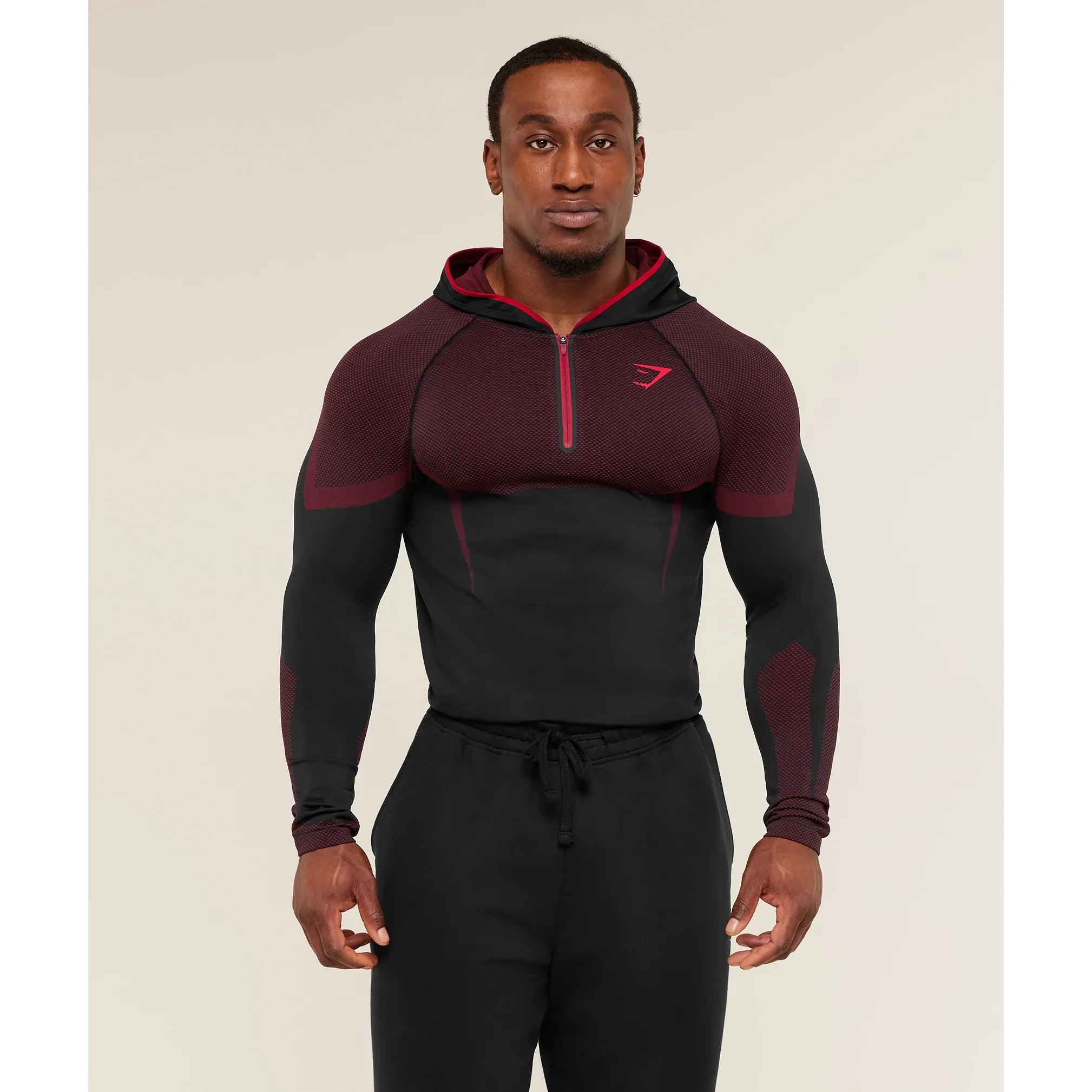 GymShark Onyx 5.0 Seamless Hoodie Black/Carmine Red