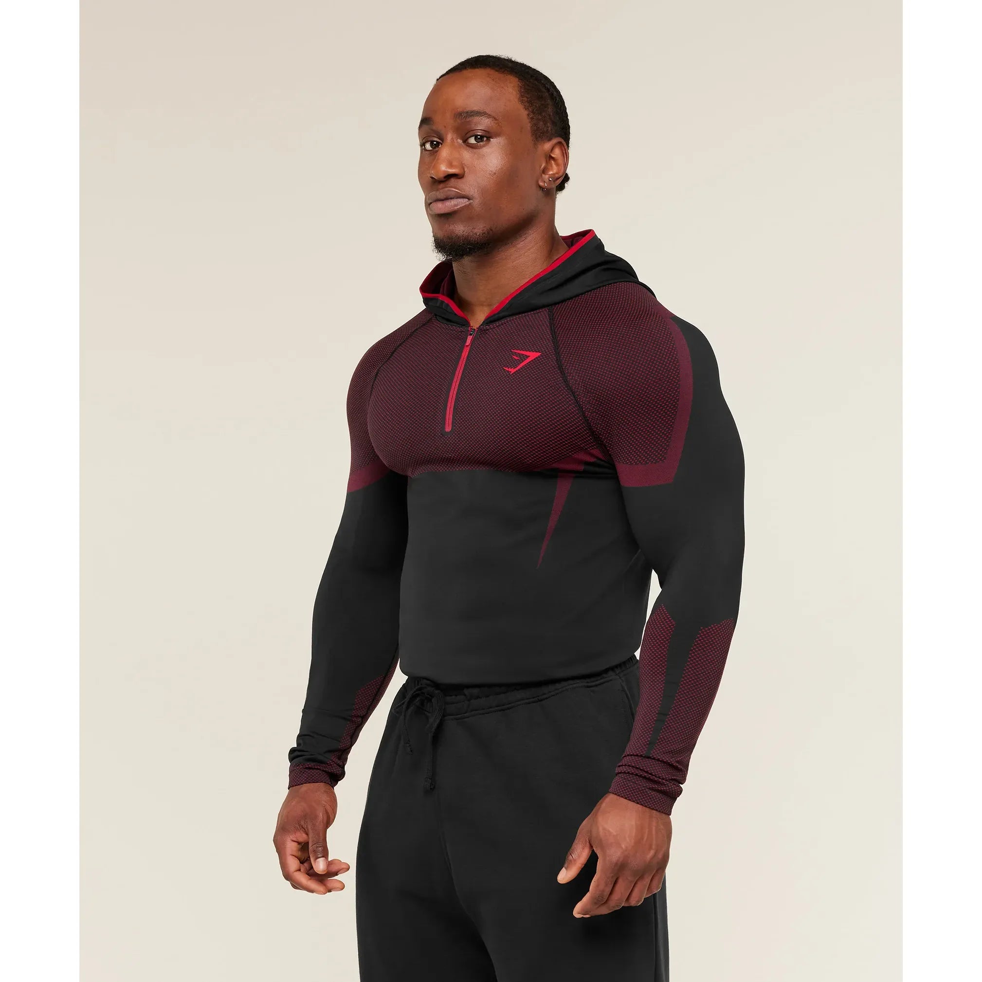 GymShark Onyx 5.0 Seamless Hoodie Black/Carmine Red