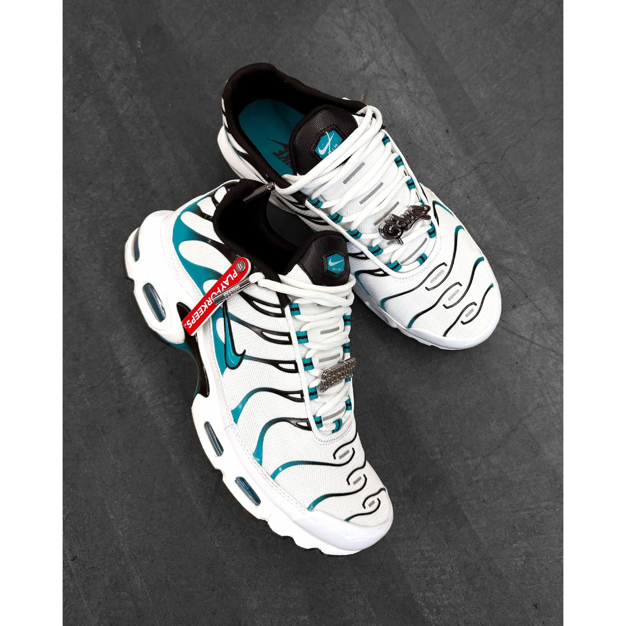 Nike Air Max Plus TN Air Max Plus Turbo Green x GEEDUP Gift Pack